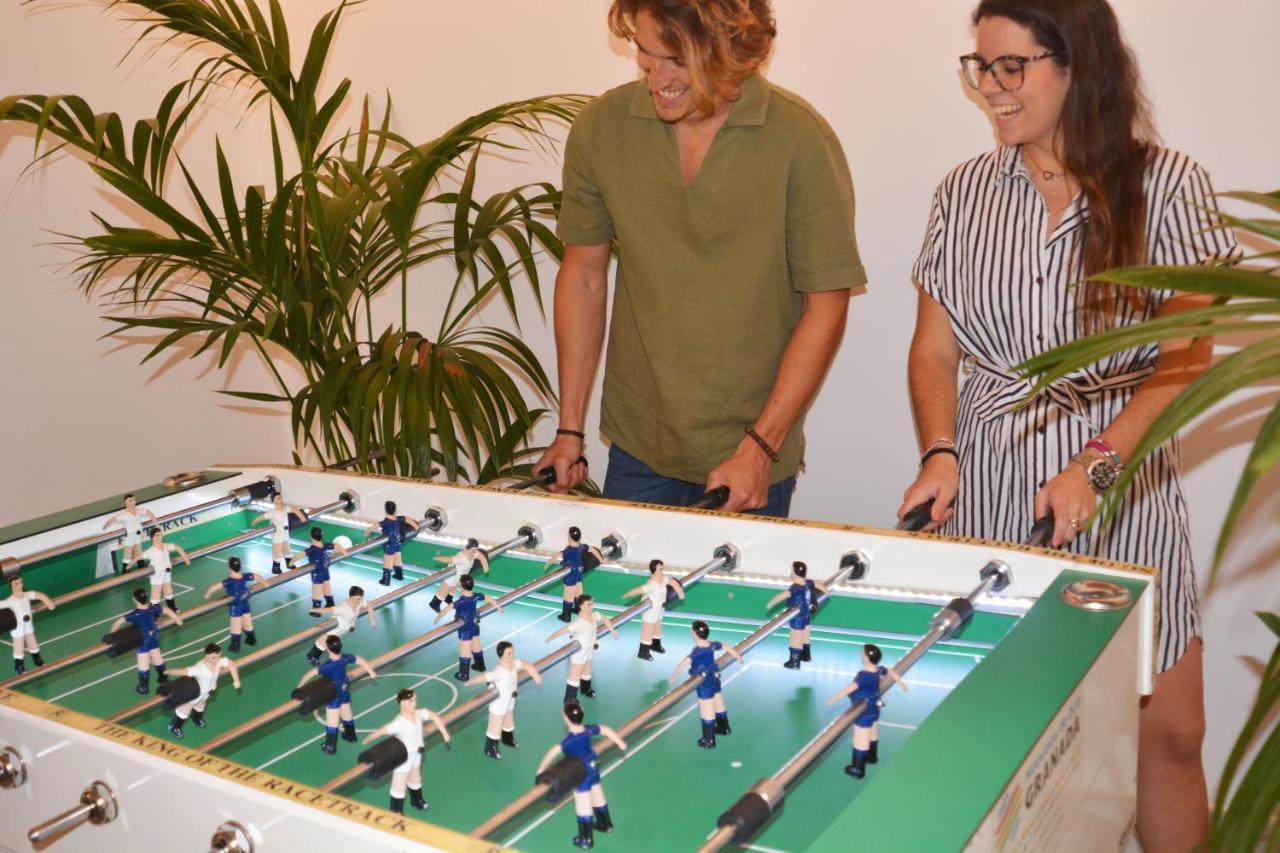 גרנדה Broz Hostel מראה חיצוני תמונה